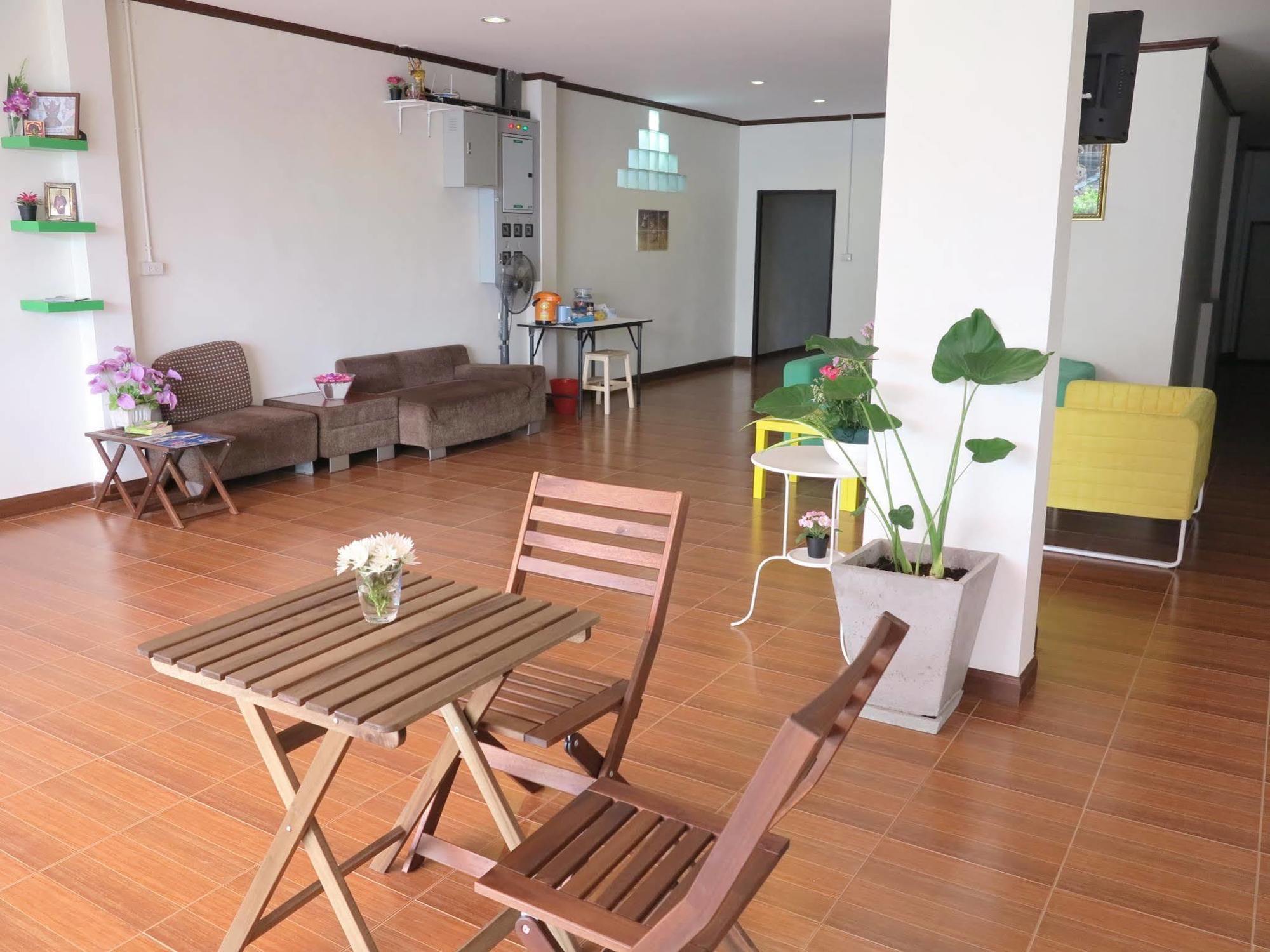 Pro Chill Krabi Guesthouse Екстер'єр фото